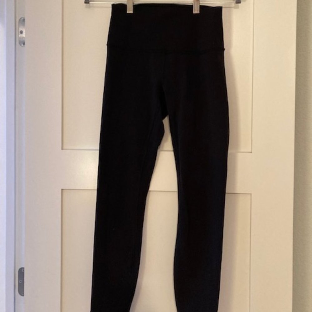Like New Lululemon Wunder Under Hi-Rise 7/8 Tight